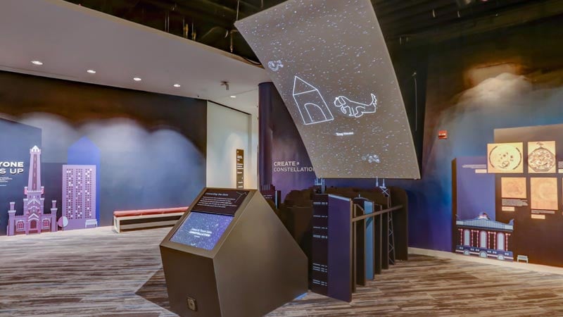 adler-planetarium-multimedia-exhibition-design