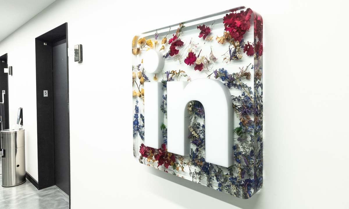 linkedin-flower-casting-plastic-fabrication