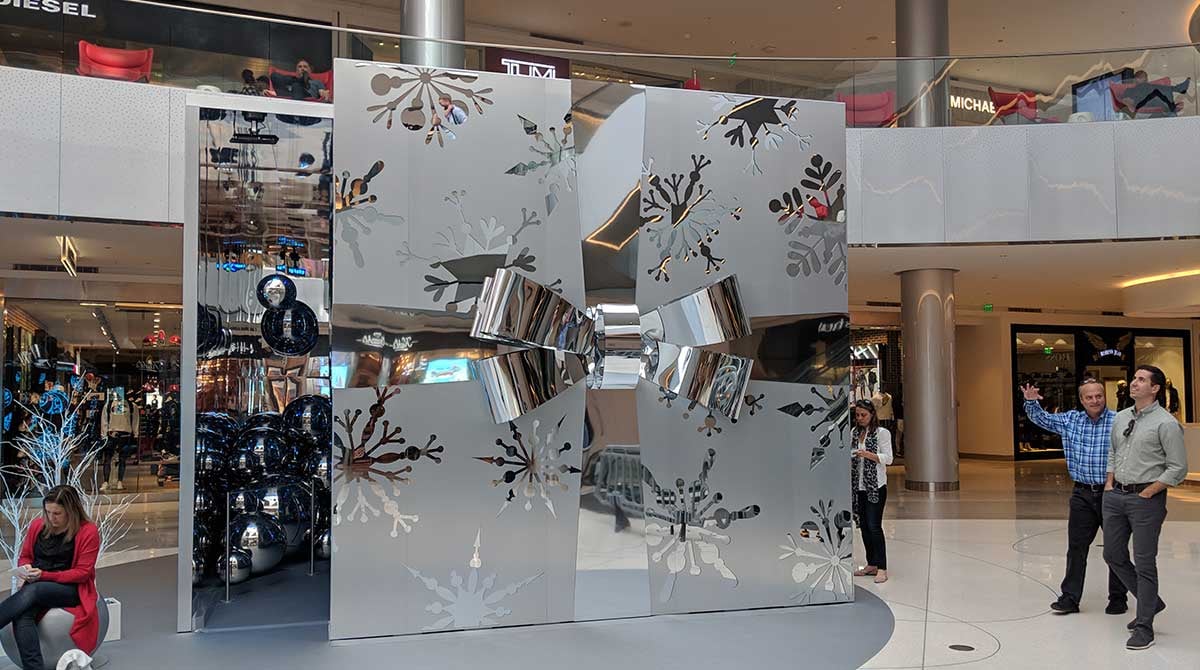 subhero-Beverly-Center-07