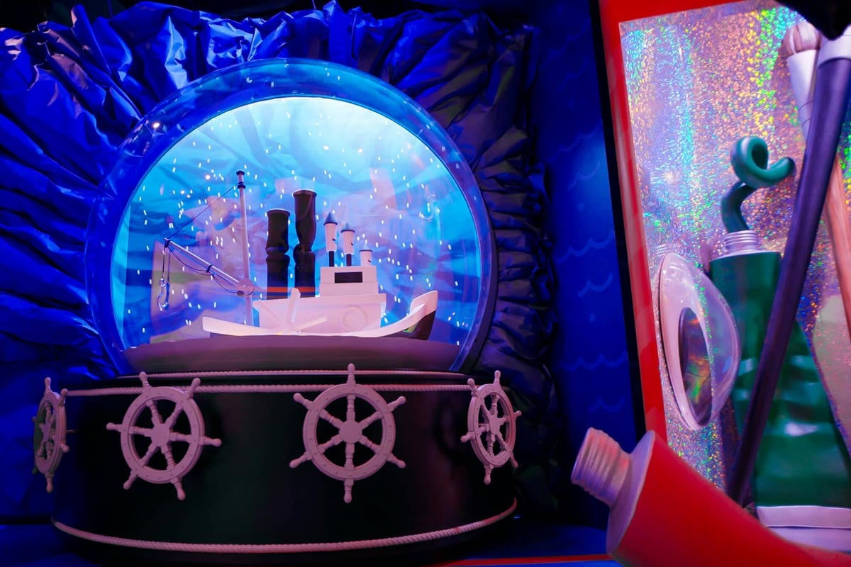 subhero-images-camp-snow-globe-1